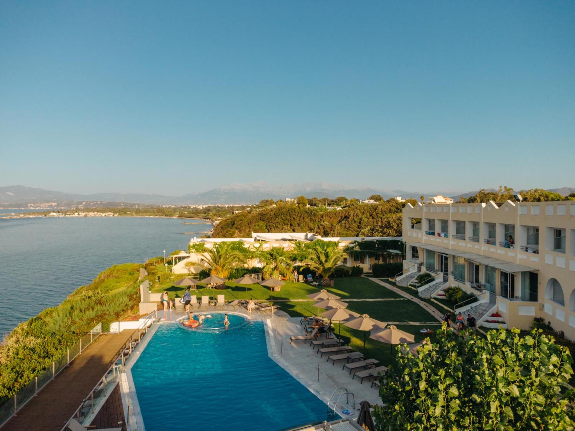 Niforeika Beach Hotel Dış mekan fotoğraf